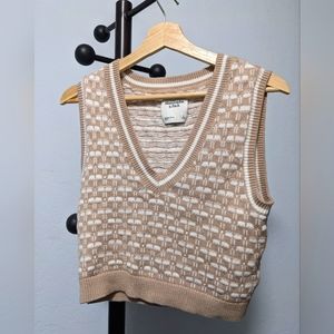 Abercrombie sweater vest